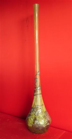 DAUM NANCY, FRANCIA - VASO, ca. 1920 Grande vaso a bulbo, con collo lungo e...