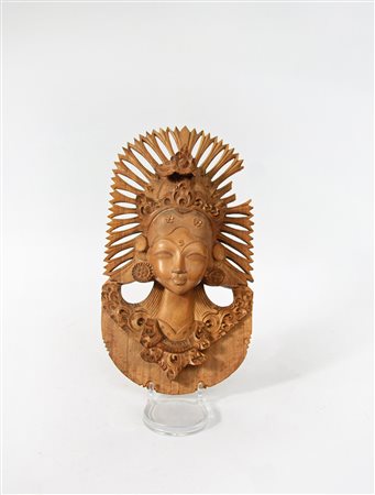 Figura in legno da parete raffigurante divinità femminile orientale (difetti...