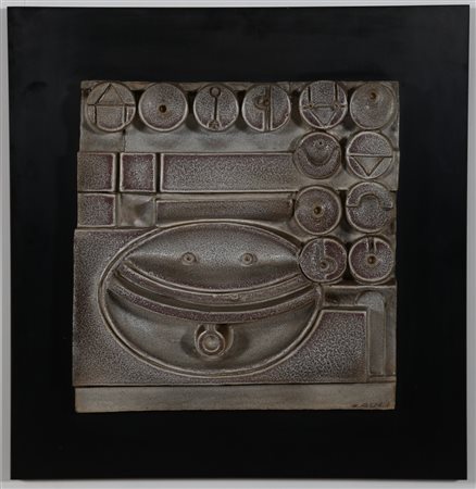ZAULI CARLO (1926 - 2002) Bassorilievo in ceramica. Firma in basso a destra....