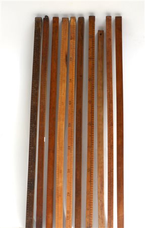 Lotto composto da dieci misure in legno-ENTen wooden measures