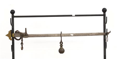 Stadera in ferro e ottone (l cm 32)-ENAn iron/brass lever scale (l cm 32)