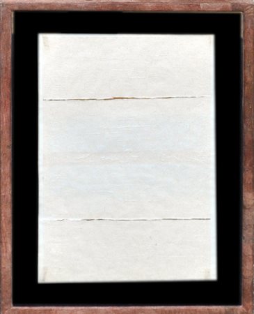 LUCIANO BARTOLINI Senza titolo, 1977 Kleenex e oro su carta da pacchi bianca...