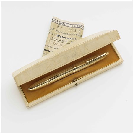 WATERMAN'S Penna stilografica in lamina d'oro complessivi g. 22. Con scatola...