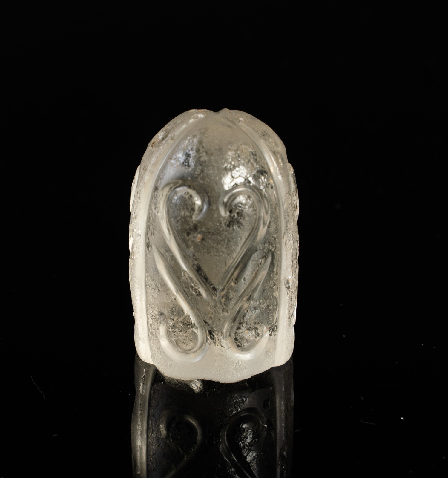 Arte Islamica A rock crystal possibly Fatimid or Abbasid chess piece ...