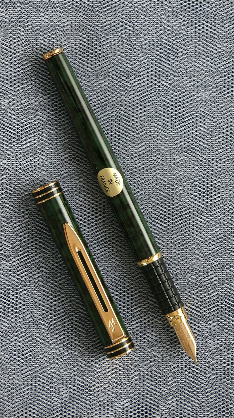 Waterman Executive stilografica con pennino oro 18 kt + penna a