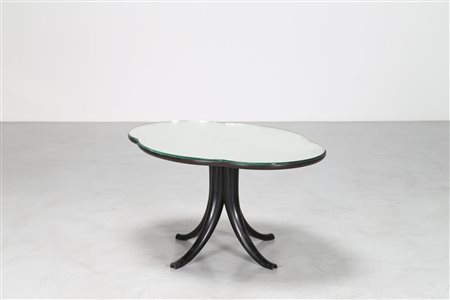 CHIESA PIETRO (1892 - 1948) Tavolino in legno laccato nero con piano in vetro...