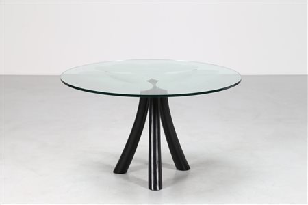 MANIFATTURA ITALIANA Eccezionale tavolo tripolo in legno laccato nero con...