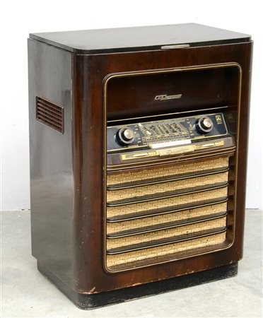 Radio giradischi Grundig con mobiletto originale. Germania, anni 50 (difetti)