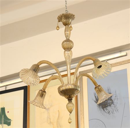 Venini, Murano (attr.) Lampadario a quattro luci in vetro pagliesco con...