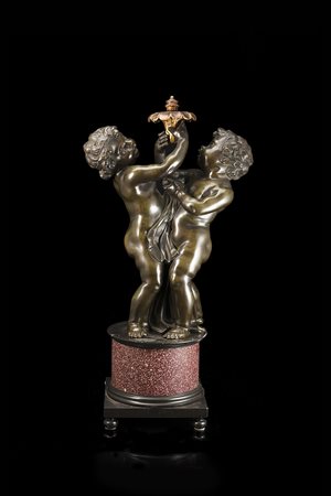 Arte del sec. XIX "Putti reggicandele" scultura in bronzo brunito (h. cm 40)...