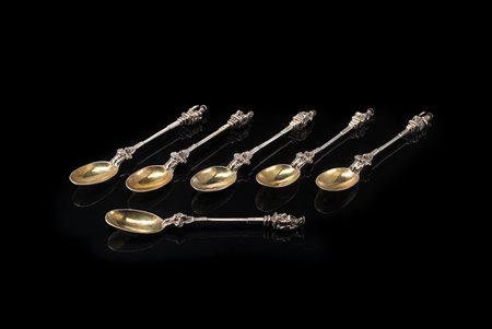 Sei cucchiaini in argento del tipo 'apostle spoons' con palette dorate....