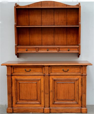 Credenza con alzata pensile in legno, alzata a tre cassetti e vani, credenza...