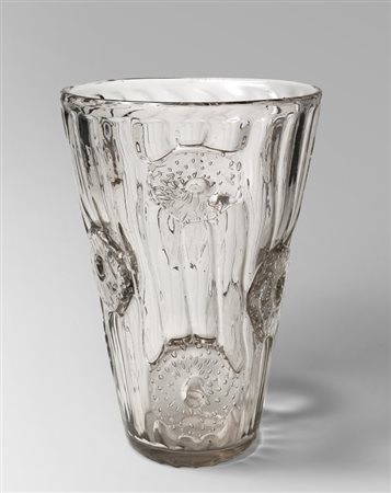 ERCOLE BAROVIER, FERRO TOSO BAROVIERUn vaso in cristallo con applicazioni,...