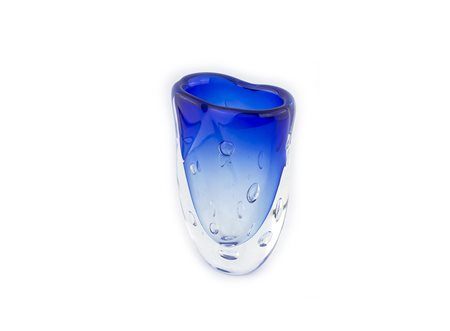 Vaso in cristallo blu firmato Franco Feller, cm 24