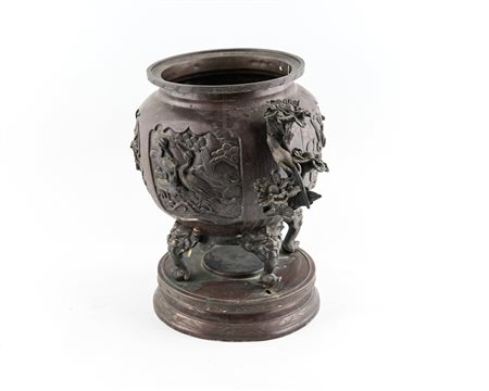 Vaso in bronzo Giappone, h cm 58