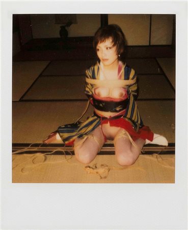 Nobuyoshi Araki (1940), Due Polaroid due opere, polaroid, cm 10,9x8,9 firmate...