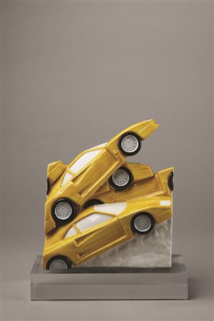 ARMAN (1928 - 2005) F40, 1999 Ceramica 21 x 18,5 x 8,5 cm Edizione 115 di 150...