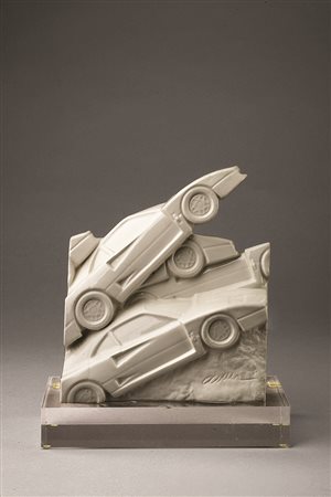 ARMAN (1928 - 2005) F40, 1999 Ceramica 21 x 18 x 8 cm Edizione 79 di 150...