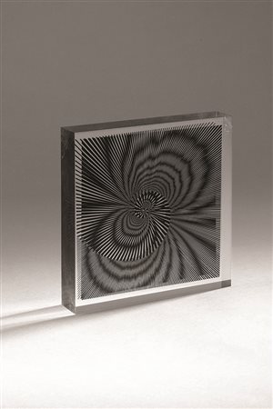 ALBERTO BIASI (1937) Senza titolo Stampa multiplo (plexiglass) 17,5 x 17,5 x...