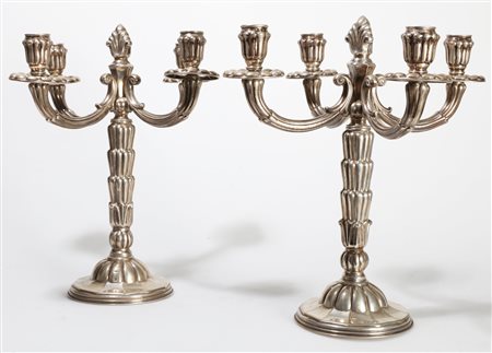 MANIFATTURA ITALIANA Candelabri in argento Art Déco, anni 30. . Cm 30,00 x...