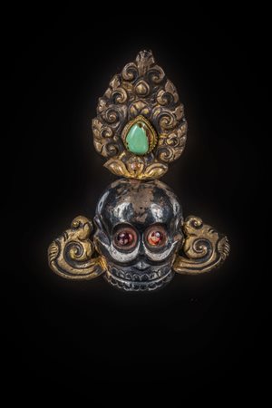 Arte Himalayana Testa di chitipati in argento Tibet, XVIII-XIX secolo . -. Cm...