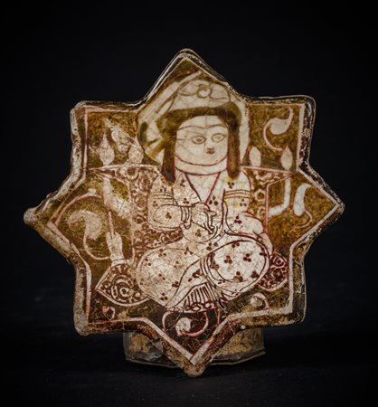 ARTE ISLAMICA Piccola mattonella a forma di stella Iran, Kashan, XII - inizio...