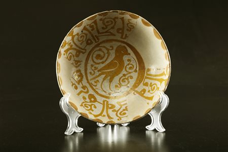 Arte Islamica Raro piatto Fatimide dipinto a lustro con uccelino centrale...