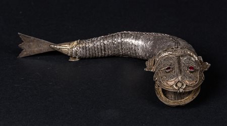 Arte Islamica Portapenne a forma di pesce in argento India, XIX secolo . -....
