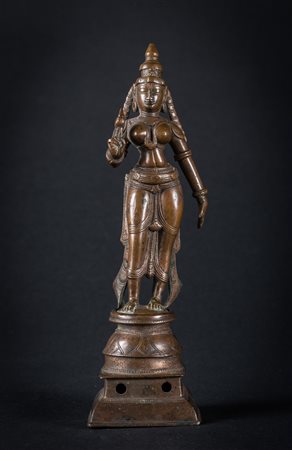 Arte Indiana Scultura il bronzo raffigurante Bhumidevi India, XVIII - XIX...