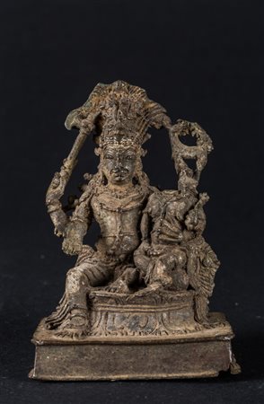 Arte Indiana Scultura in bronzo raffigurante Shiva e Parvati India...