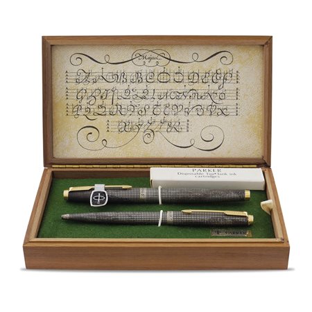 Parker, Cisele 75 set di due penne in argento vintage l. 12,5 cm. una penna...