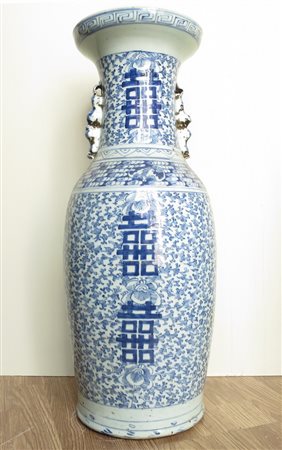 VASO, Vaso bianco e blu Cina XX sec. cm 60