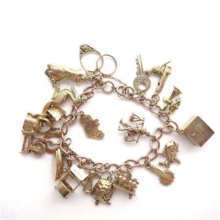 BRACCIALE, Bracciale oro giallo 14 KT charms Inghilterra anno 1940 ca. gr 40,03