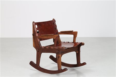 PAZMINO ANGEL Dondolo in teak e cuoio e legno, per Muebles De Estilo anni 60....