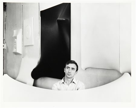 MOORE PETER (-) Bonalumi nello studio di New York 1967 stampa alla gelatina...
