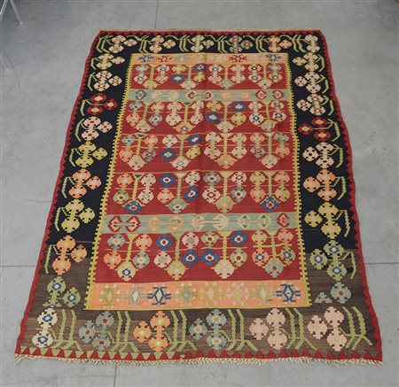 [Tappeto] Tappeto Kilim, Karabagh, Caucaso, inizio sec. XX. Disegno a file di...