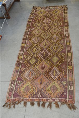 [Tappeti] Tappeto Kilim Kars, Anatolia, sec. XX. Disegno geometrico a...