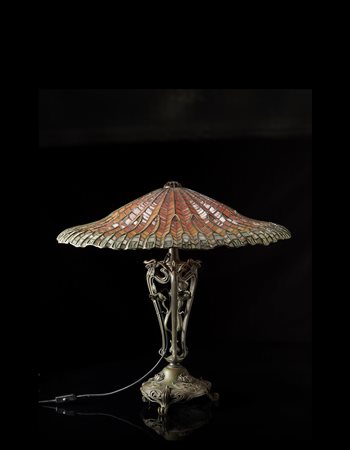 Lampada da tavolo in stile Tiffany modello "Lotus Leaf" con paralume in...