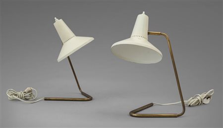 GIUSEPPE OSTUNI Due lampade da tavolo modello "223" per O-LUCE, 1949. Ottone,...