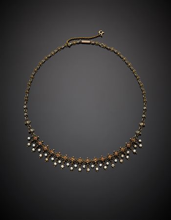 Collier in oro 333/1000 con smalti colorati, g 17,51, lungh. cm 43,80...