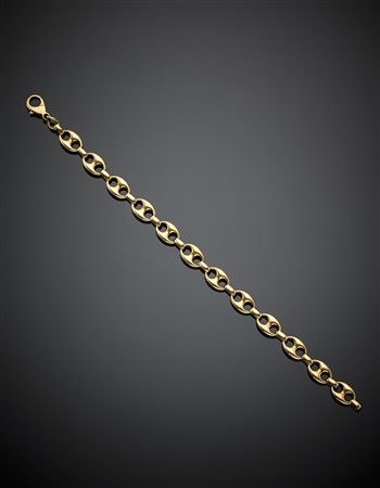 Bracciale in oro giallo a maglia marinara g 26,10, lungh. cm 20,10...