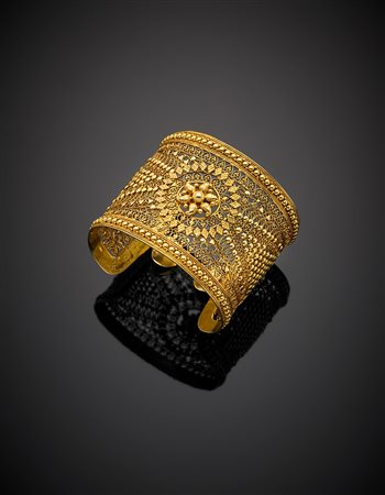 Bracciale "indiano del Rajasthan" in oro giallo 833/1000, rigido alla...