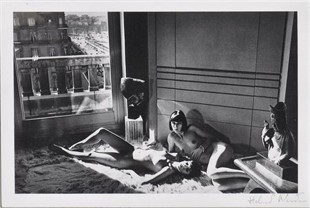 Helmut Newton Mannequins quai d'Orsay II, 1977;Fotolithografie, 23 x 35,5 cm,...