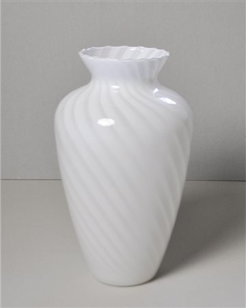 Venini Vase;Glas, Höhe 33,5 cm, Durchmesser 12 cm Etikette Cassa di Risparmio...