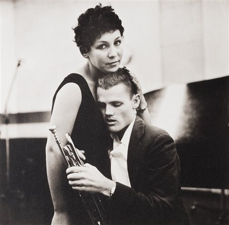 WILLIAM CLAXTON (1927 - 2008) Chet Baker and Lili, Hollywood, 1955 Stampa...