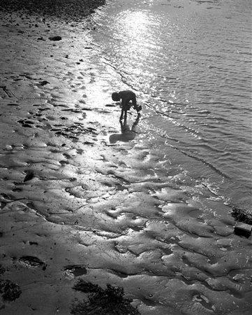 FLORENCE HENRI (1893 - 1982) Plage, 1930-1935 Stampa successiva alla gelatina...