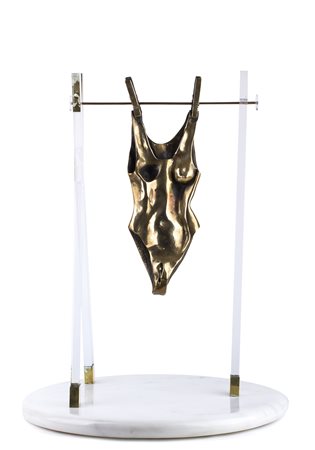 ENZO CARNEBIANCA La pelle, 1992 Bronzo, plexiglass e marmo, 53.5 x 43 x 43 cm...