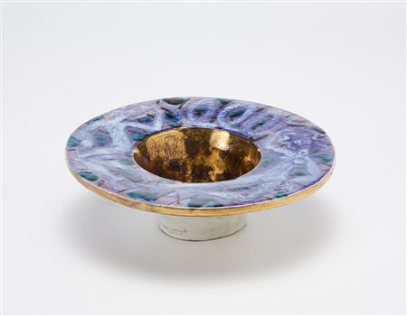 Eduard Cazaux (1889 - 1974) Coppa circolare in ceramica smaltata in oro e...