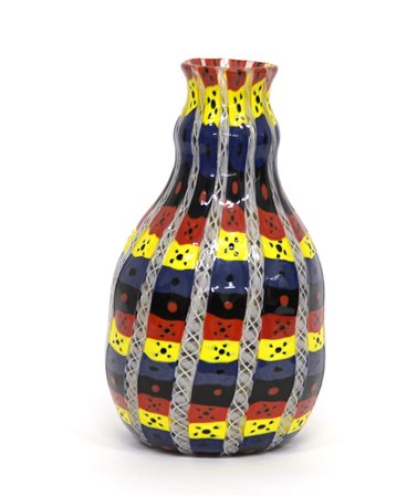 Manifattura di Murano. Vaso a canne di zaffirico e murrine nere, rosse,...