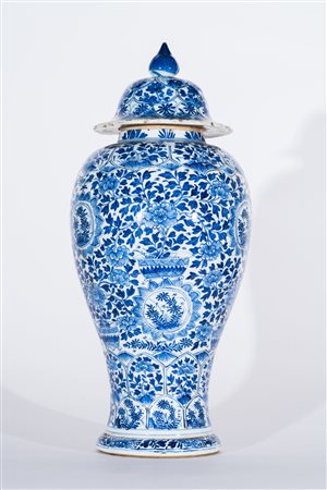 Arte Cinese Vaso a balaustro con coperchio in porcellana bianca e blu...